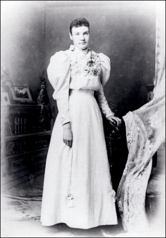 Hessie W. George, circa 1898. This may have been her wedding portrait. Hessie W. George, circa 1898