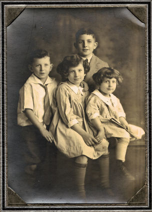 Jake, Almeda, Frank, and Mary Laudenslayer, circa 1927 the four Laudenslayer children